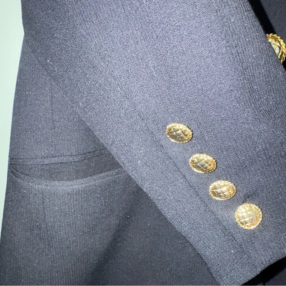 Vintage Saks Fifth Avenue Black Blazer Jacket Womens 8 Wool Blend Gold Button